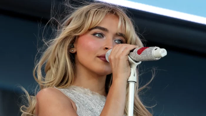 Sabrina Carpenter Net Worth, Biography, Age, Height