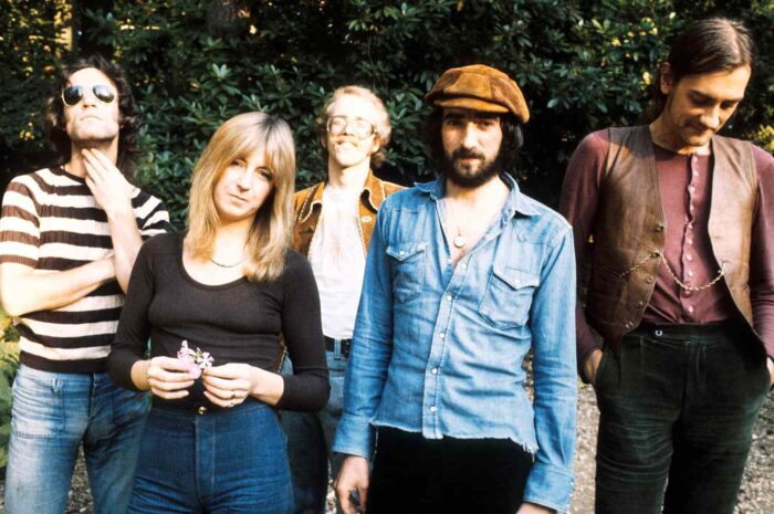 Fleetwood Mac Biography, Original Members, Net Worth, Albums